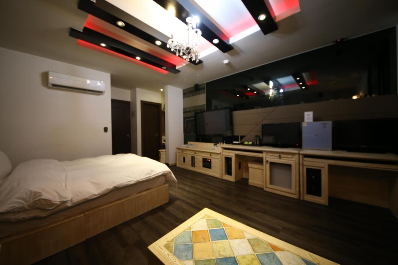 Dubai Hotel Daejeon Ngoại thất bức ảnh