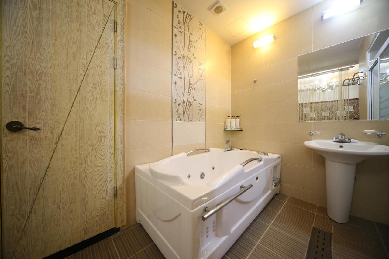 Dubai Hotel Daejeon Ngoại thất bức ảnh